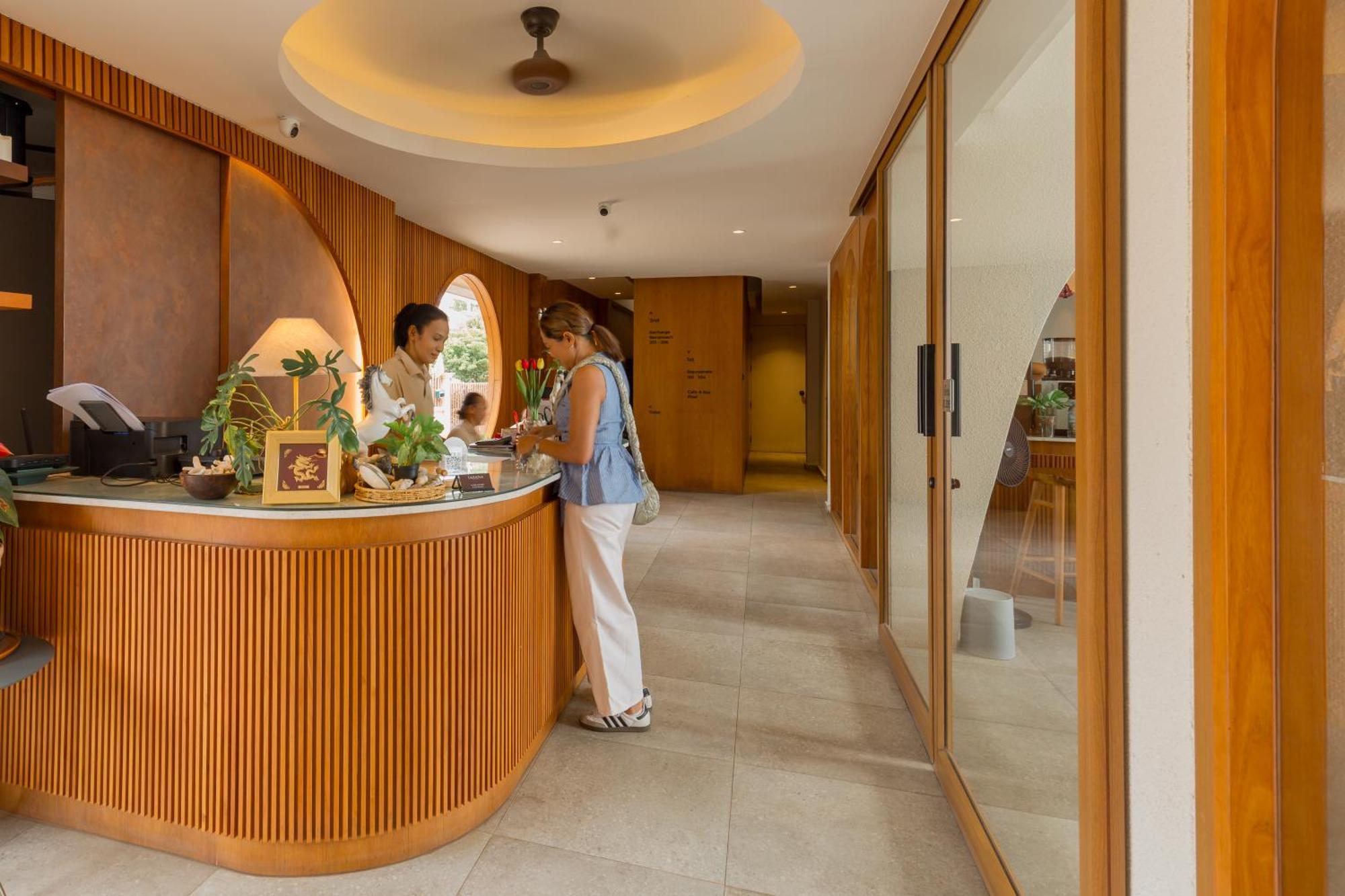Tasana Bar And Luxury Resort Koh Larn Exterior foto