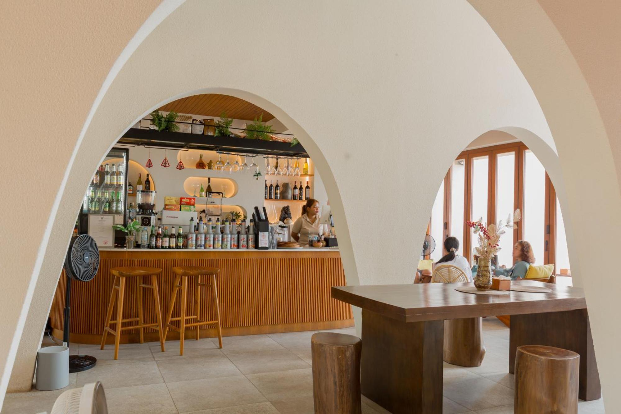Tasana Bar And Luxury Resort Koh Larn Exterior foto