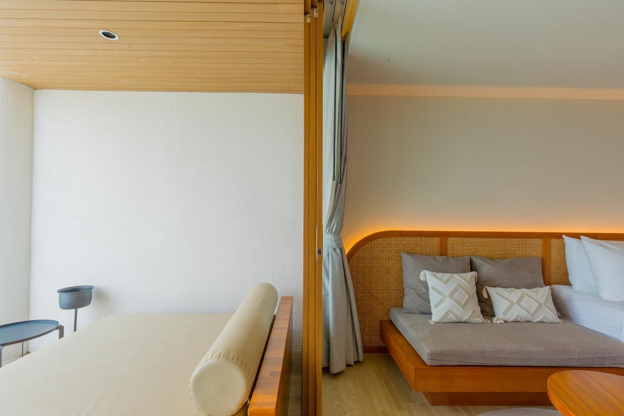 Tasana Bar And Luxury Resort Koh Larn Exterior foto